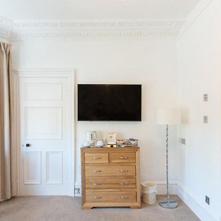 3 Bedroom Villa Attached To Host Home Free Parking Perth Buitenkant foto